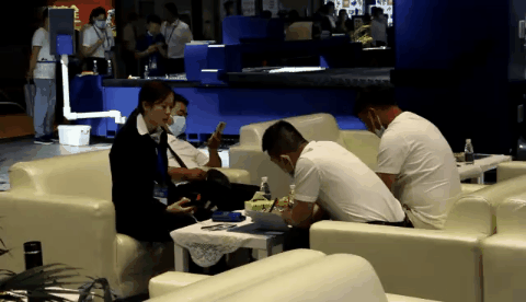1-211129140424N5.gif